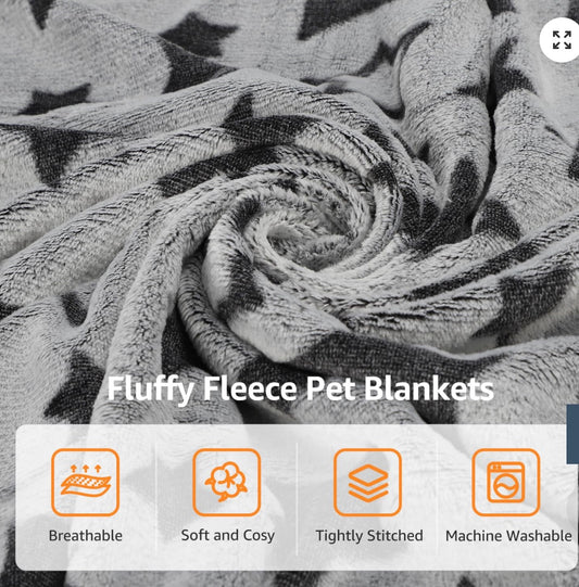 Nobleza Dog Blankets 2 pack 32inx24in Soft Fluffy Fleece Warm Cat Dog Blankets Washable, Pet Blankets for Medium Dogs Indoor Cats, Premium Flannel Star Prints Puppy Kitten Throw Grey