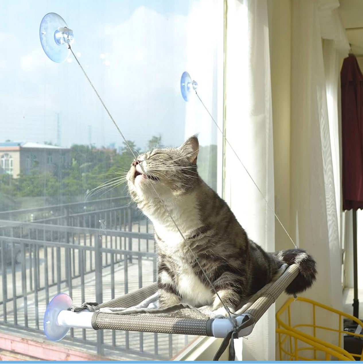 Pefuny Cat Window Hammock – Mess-Free Waterproof Cats Window Perch for Large Cats, Strong Suction Cup Hammock with Flannel Cover, Indoor Cat Seat, Beige